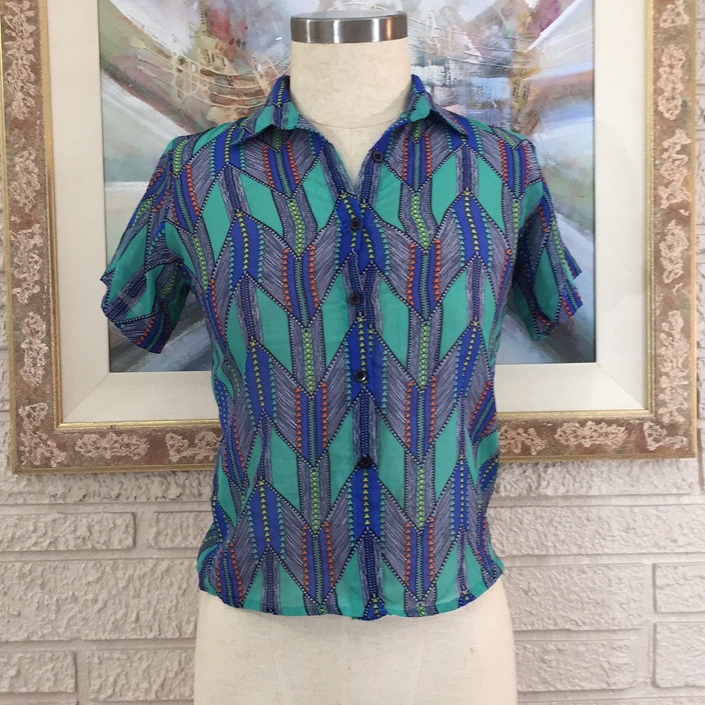 🌹What’s Hot Sheer Print Fringe Back Design Top